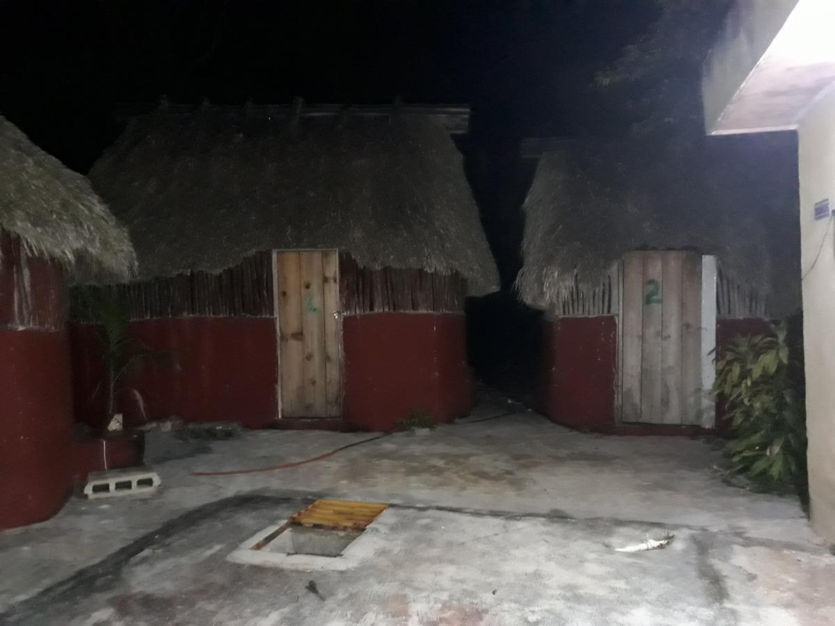 El Chac Mool Bed and Breakfast Santa Elena Eksteriør billede