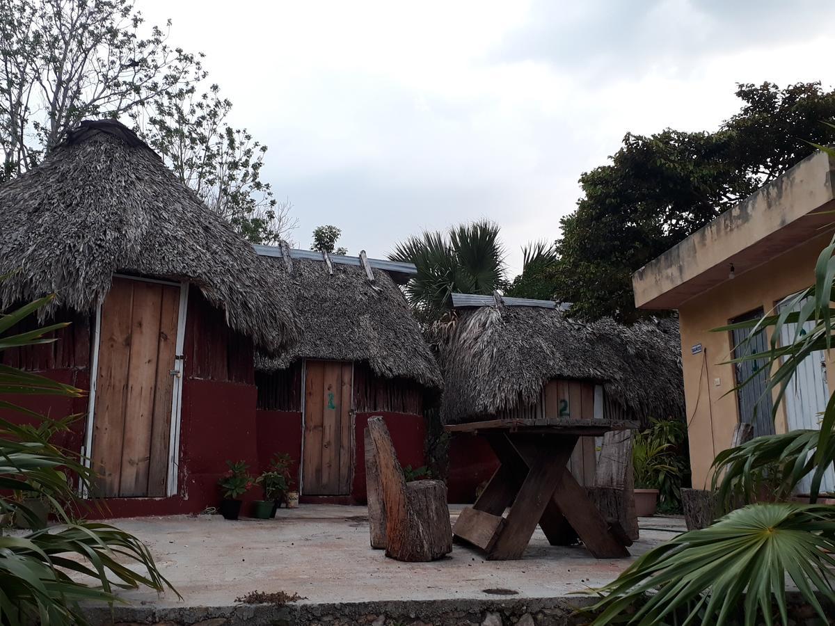 El Chac Mool Bed and Breakfast Santa Elena Eksteriør billede