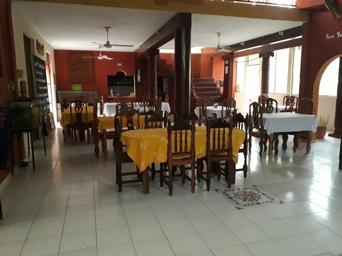 El Chac Mool Bed and Breakfast Santa Elena Eksteriør billede