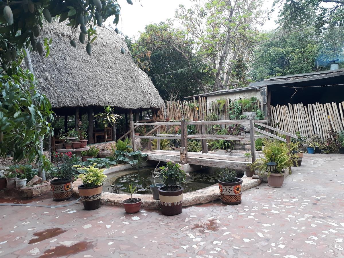 El Chac Mool Bed and Breakfast Santa Elena Eksteriør billede